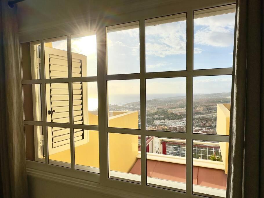아데제 Penthouse With Ocean Views - Torviscas 아파트 외부 사진